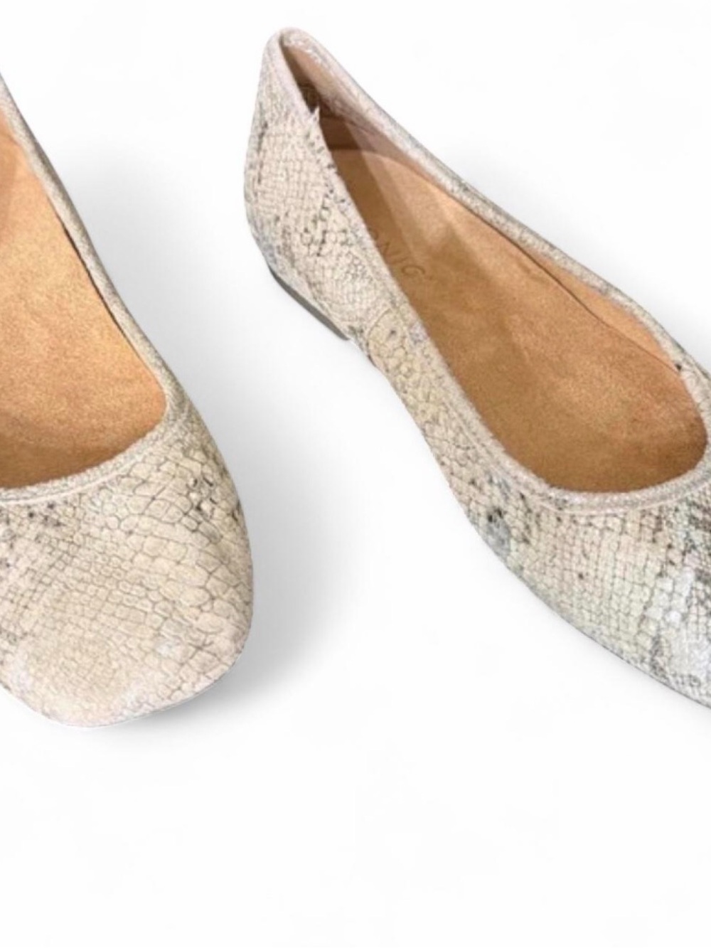Vionic Women’s Neutral Snake Print Ballet Flats Slip-On shoes, Sz 6